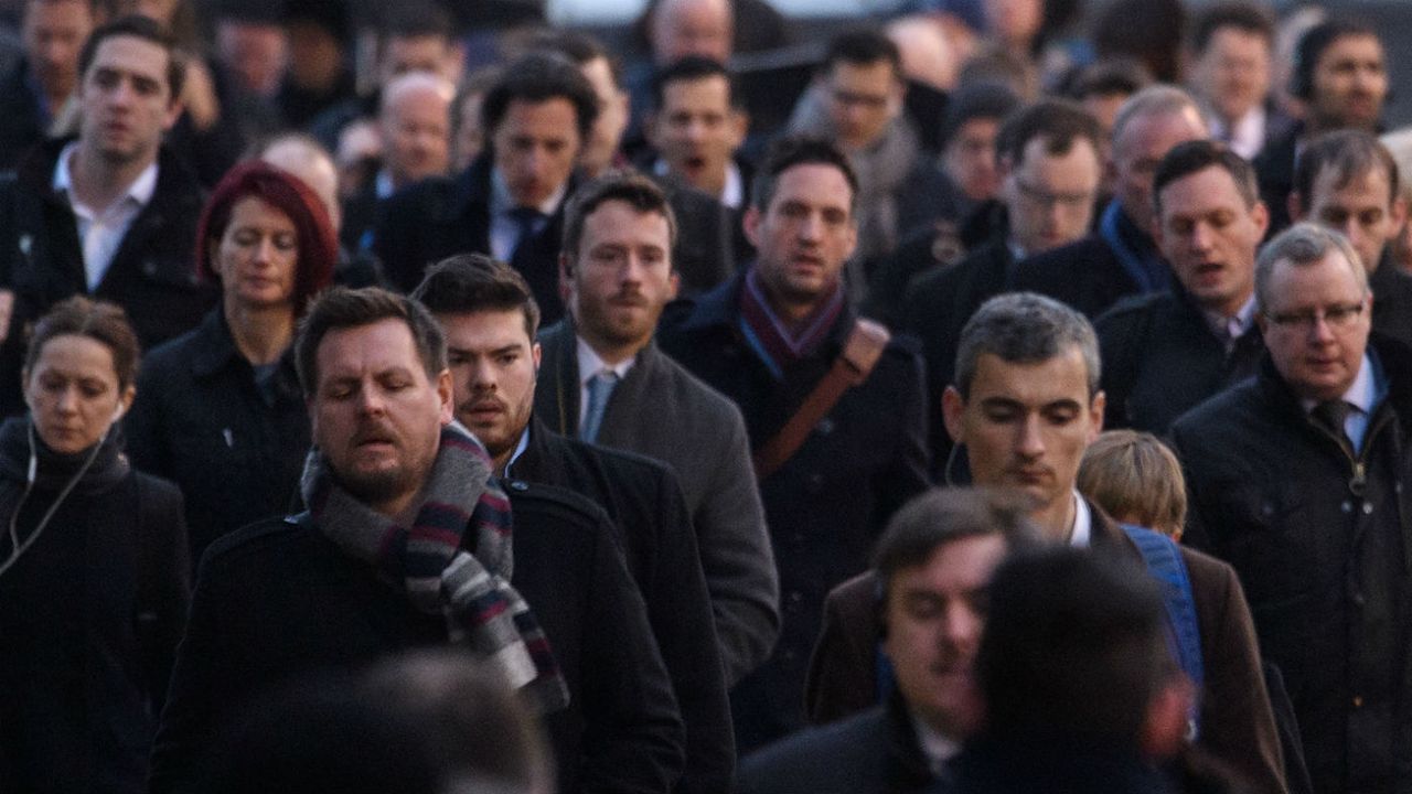 Commuters on London Bridge