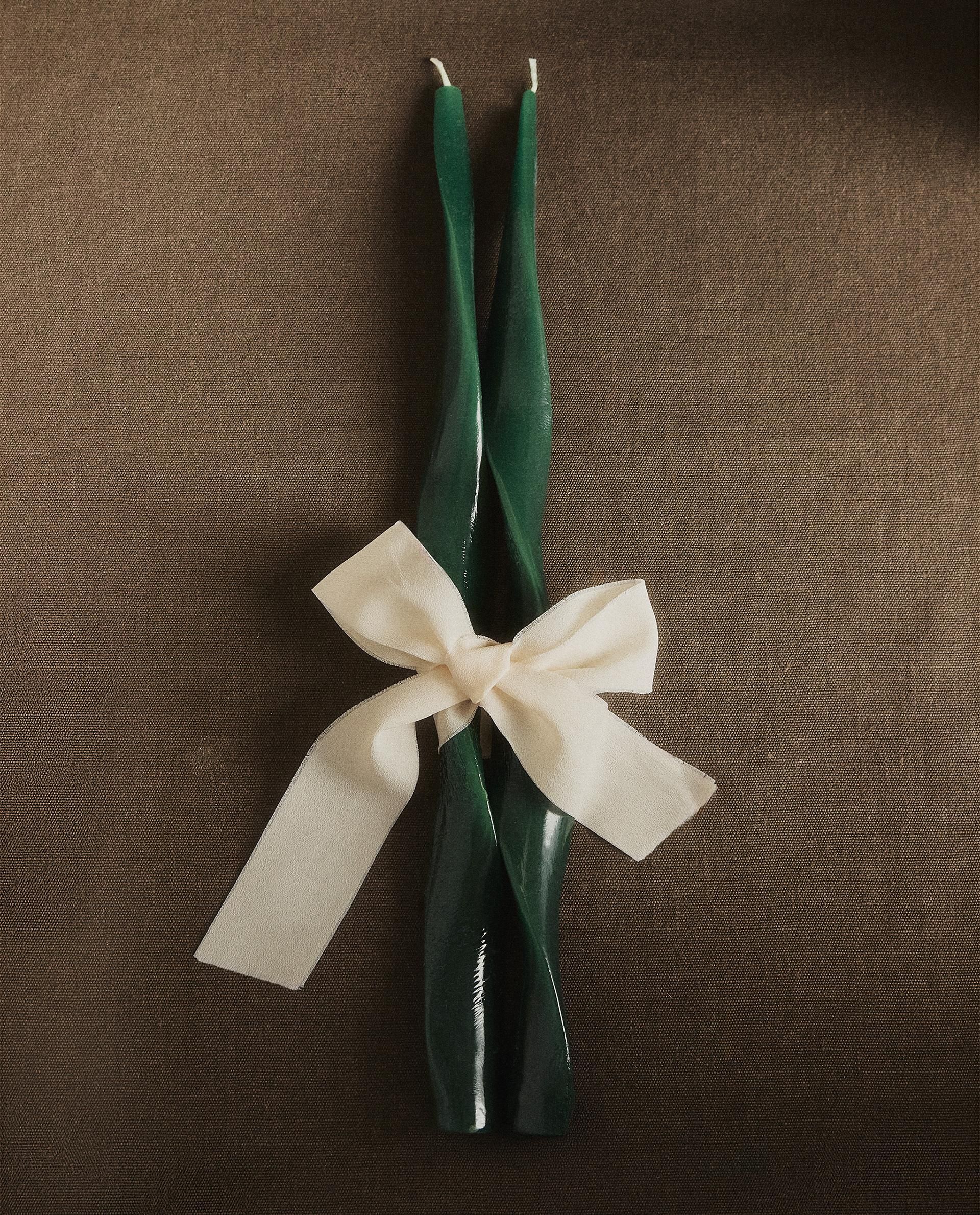 Set of Christmas Spiral Candles (set of 2)