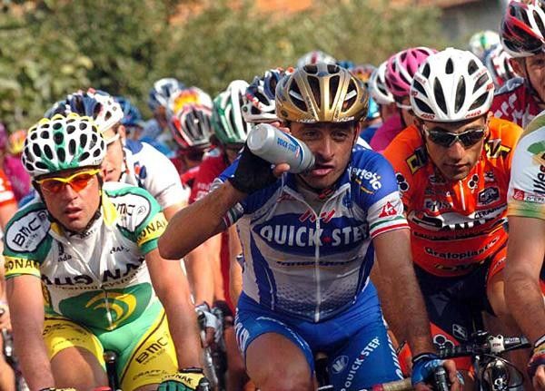 Paolo Bettini (Quickstep) in the thick of things