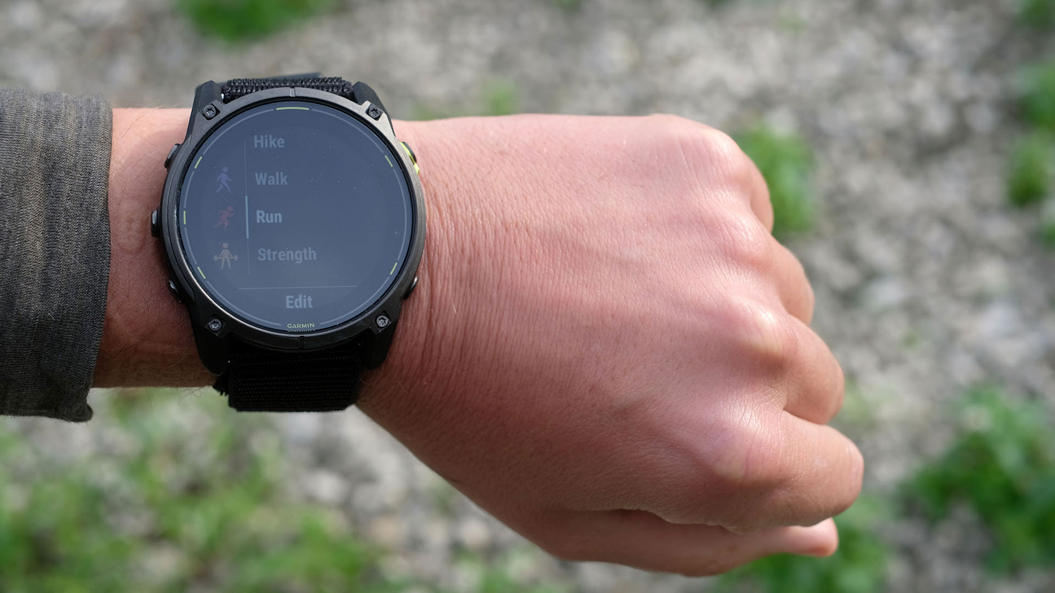 A close-up picture of the workout selection screen in the Garmin Enduro 3 smartwatch