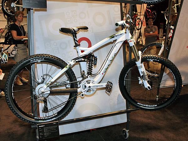 The Scratch range will include four models for '10, including both coil- and air-sprung suspension.
