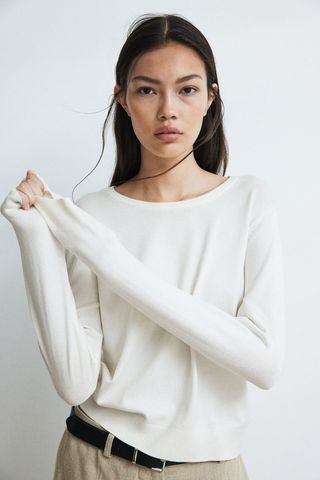 Fine knit sweater