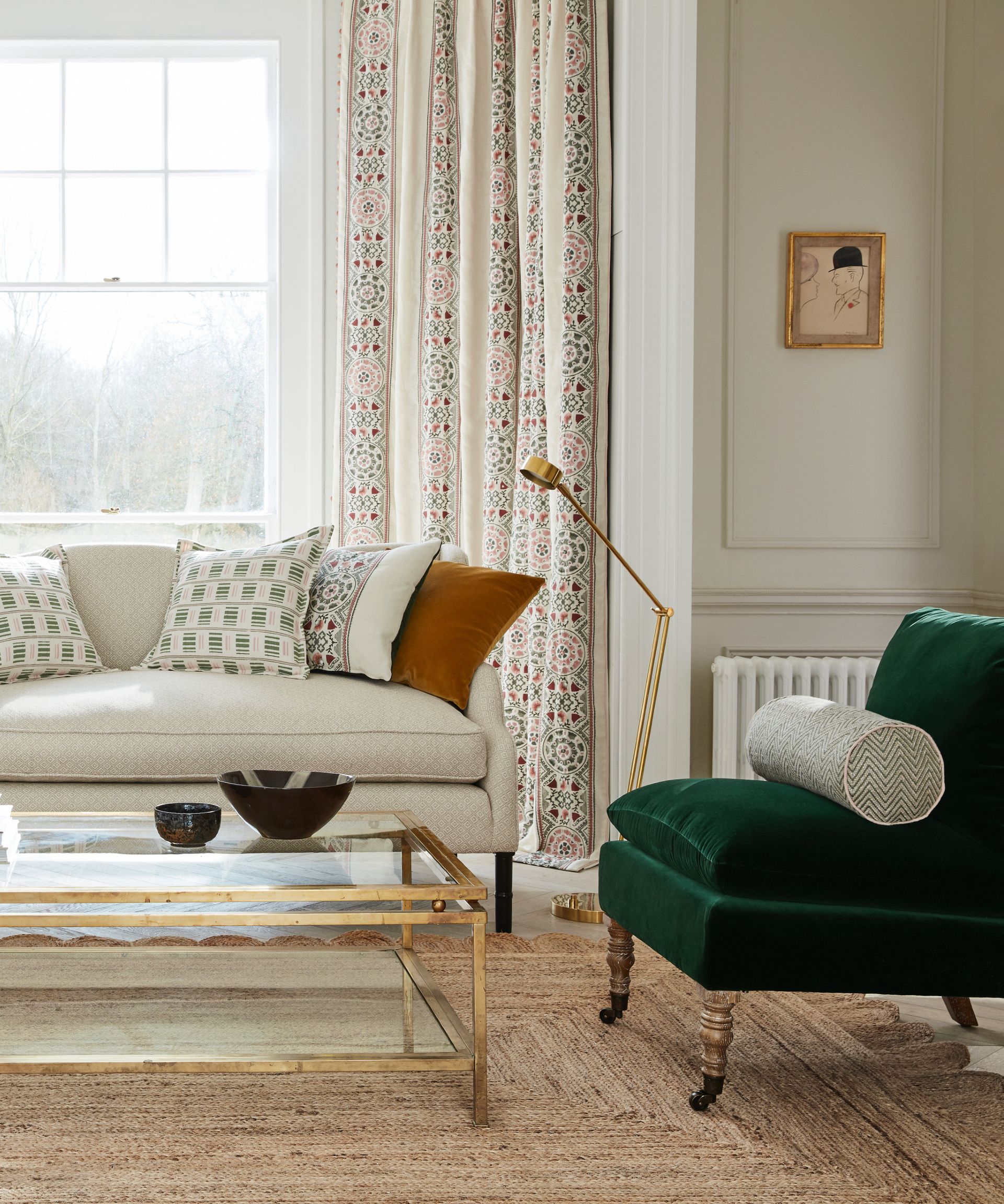 9 colors that go with dark green: expert pairings we love | Homes and ...