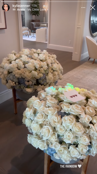 Kylie Jenner roses