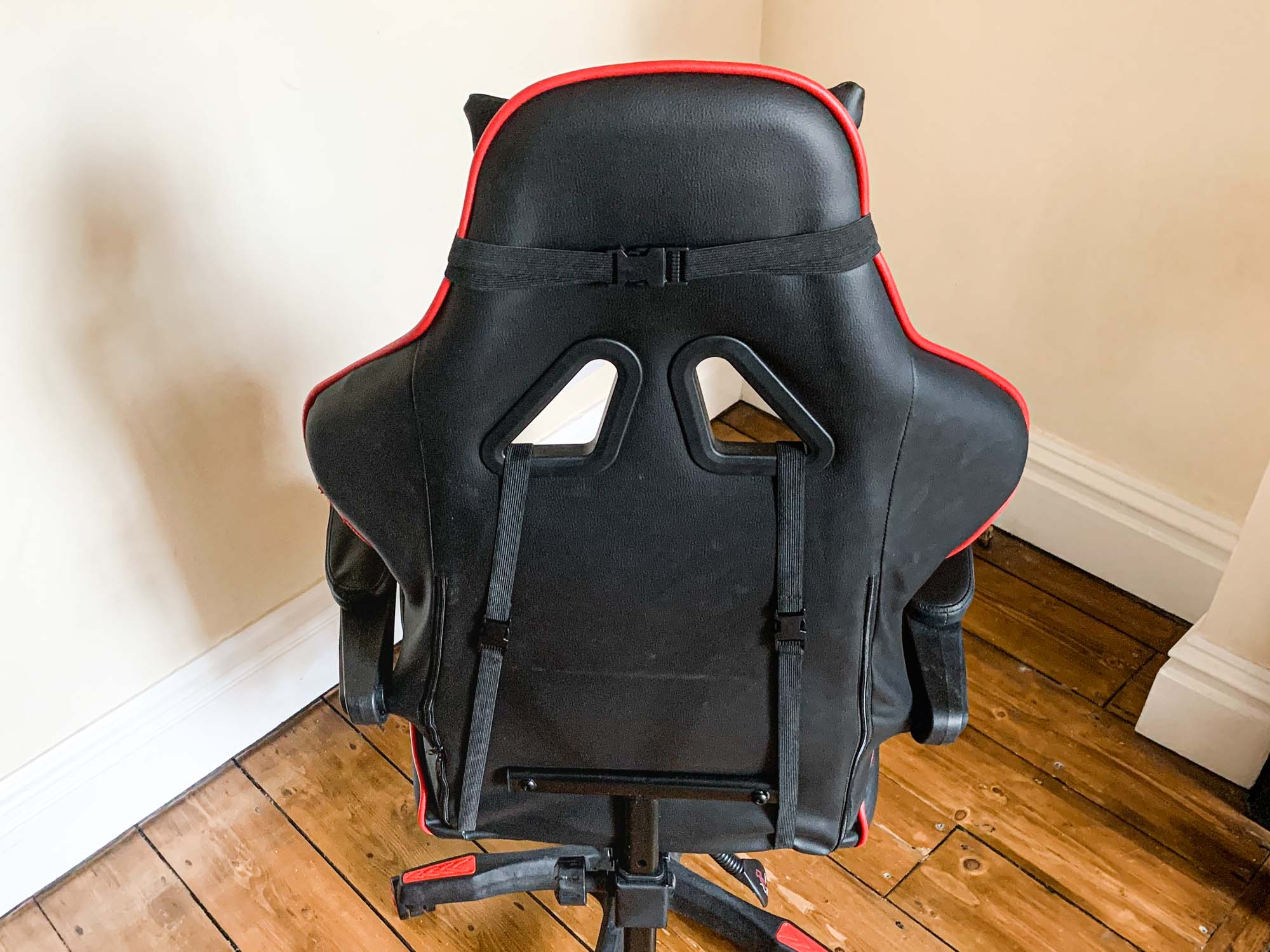 FlexiSpot Gaming Chair GC01 review