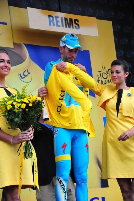 Vincenzo Nibali (Astana) dons the yellow jersey