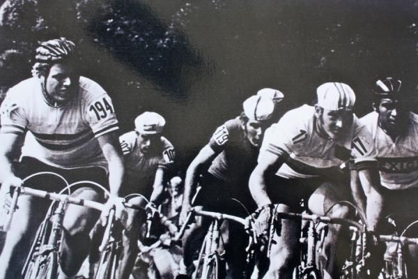 Hennie Kuiper (far left) pushes the pace with Clyde Sefton (far right)