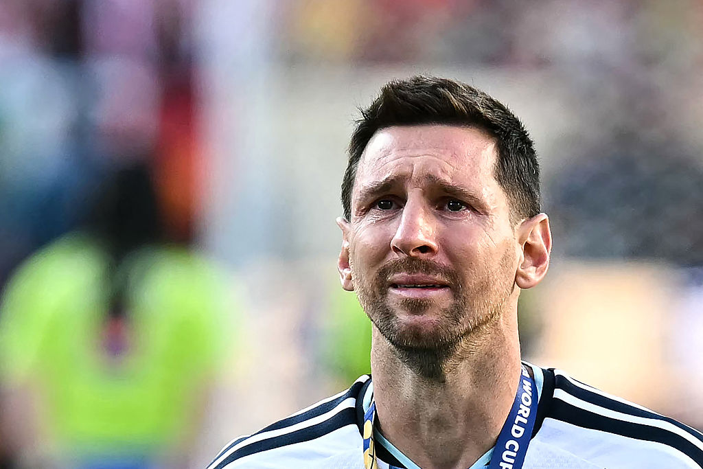 Lionel Messi burst into tears after receiving his runners-up medal following the 2026 World Cup final