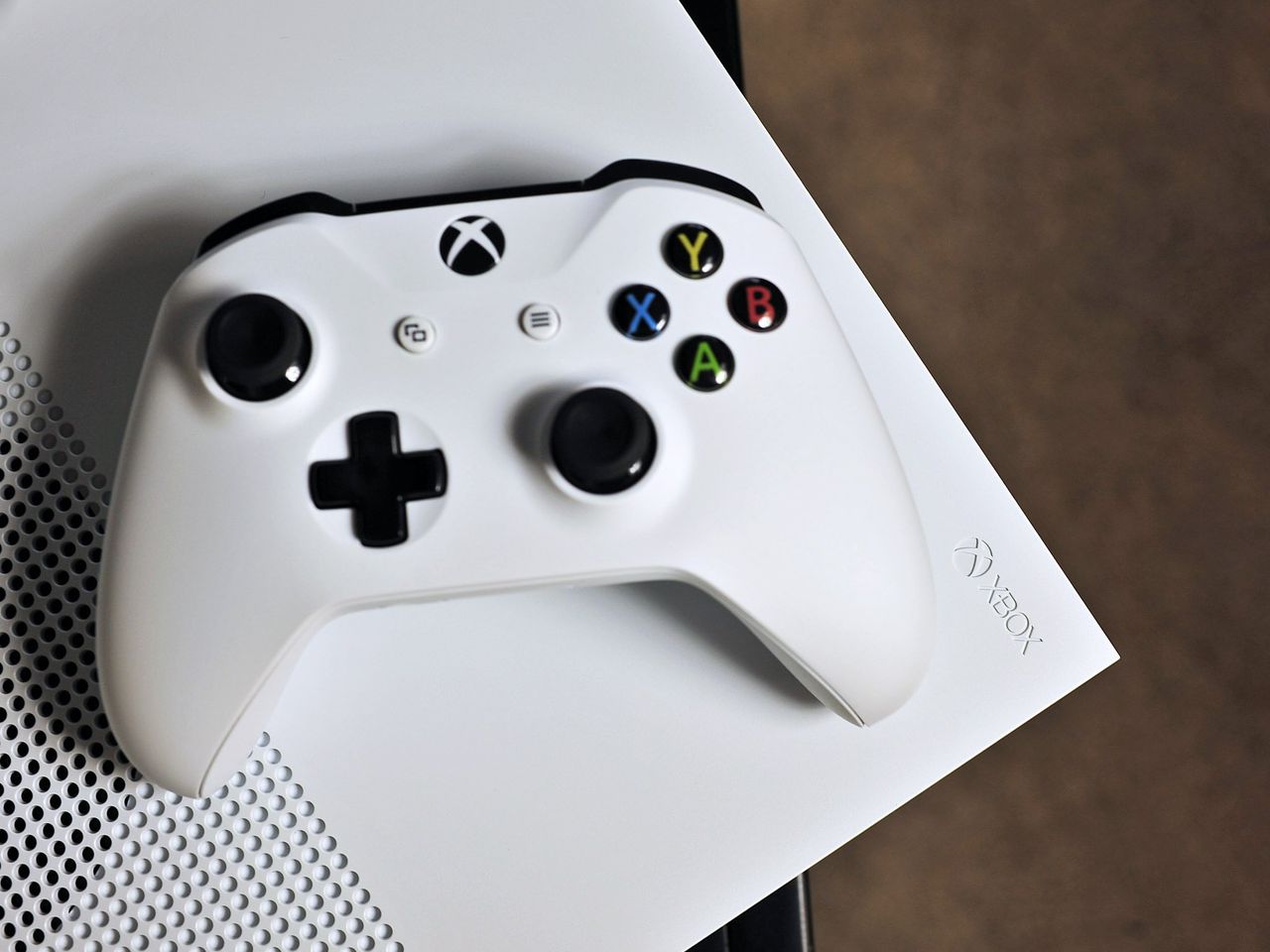 Xbox One S