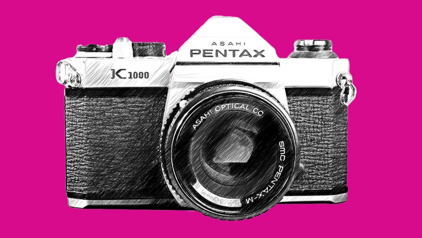 Line drawing of Pentax K1000