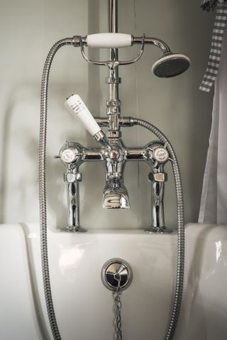 silver bath taps