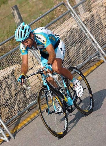 Sergio Paulinho (Astana) in the final metres