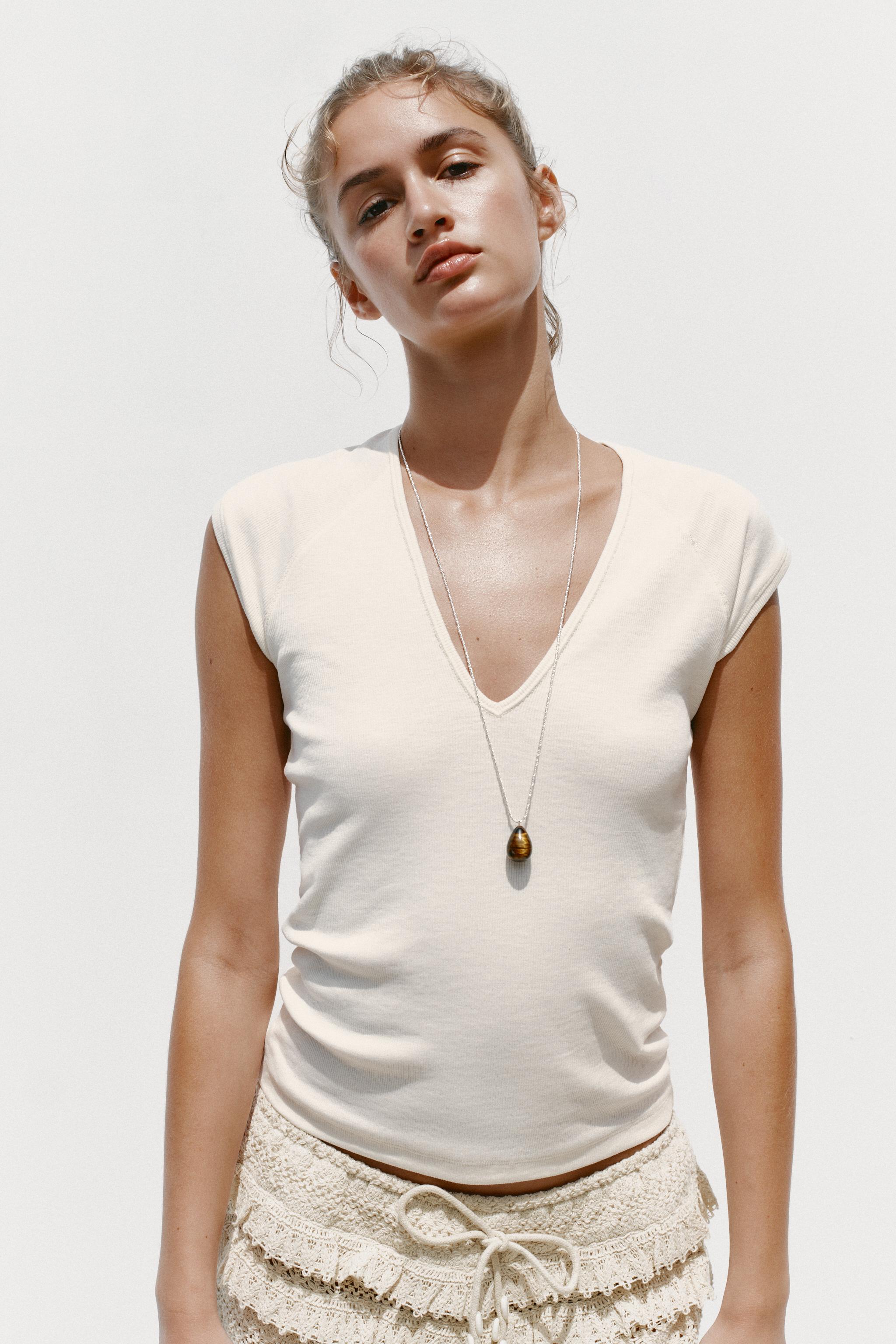 Rib V-Neck T-Shirt