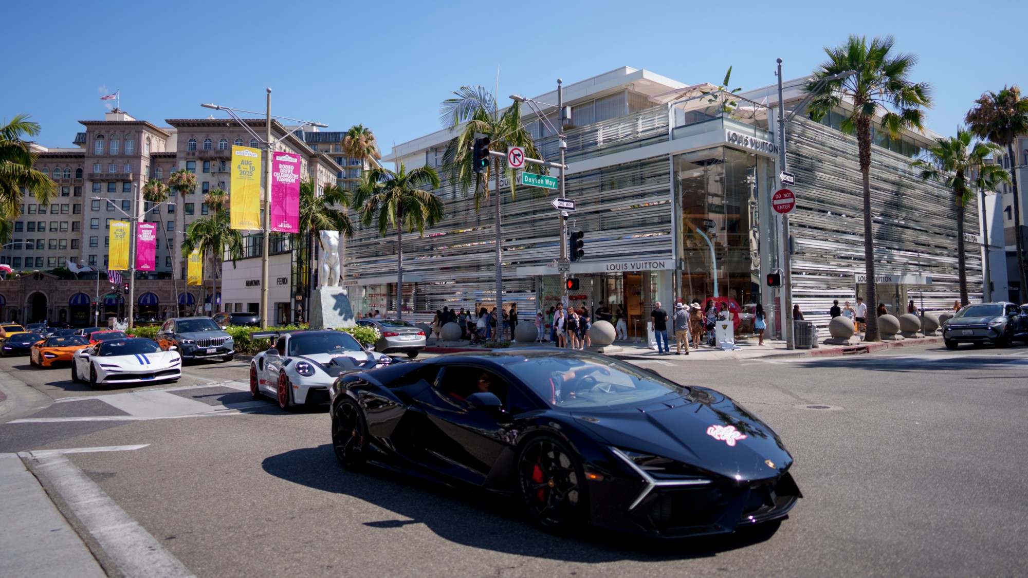 A view of Los Angeles&rsquo; Rodeo Drive, one of the world&rsquo;s most exclusive shopping districts.