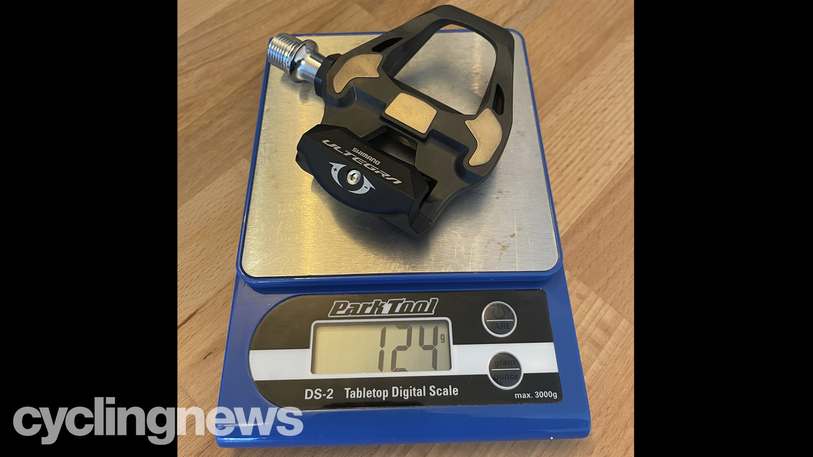 bike pedal weight