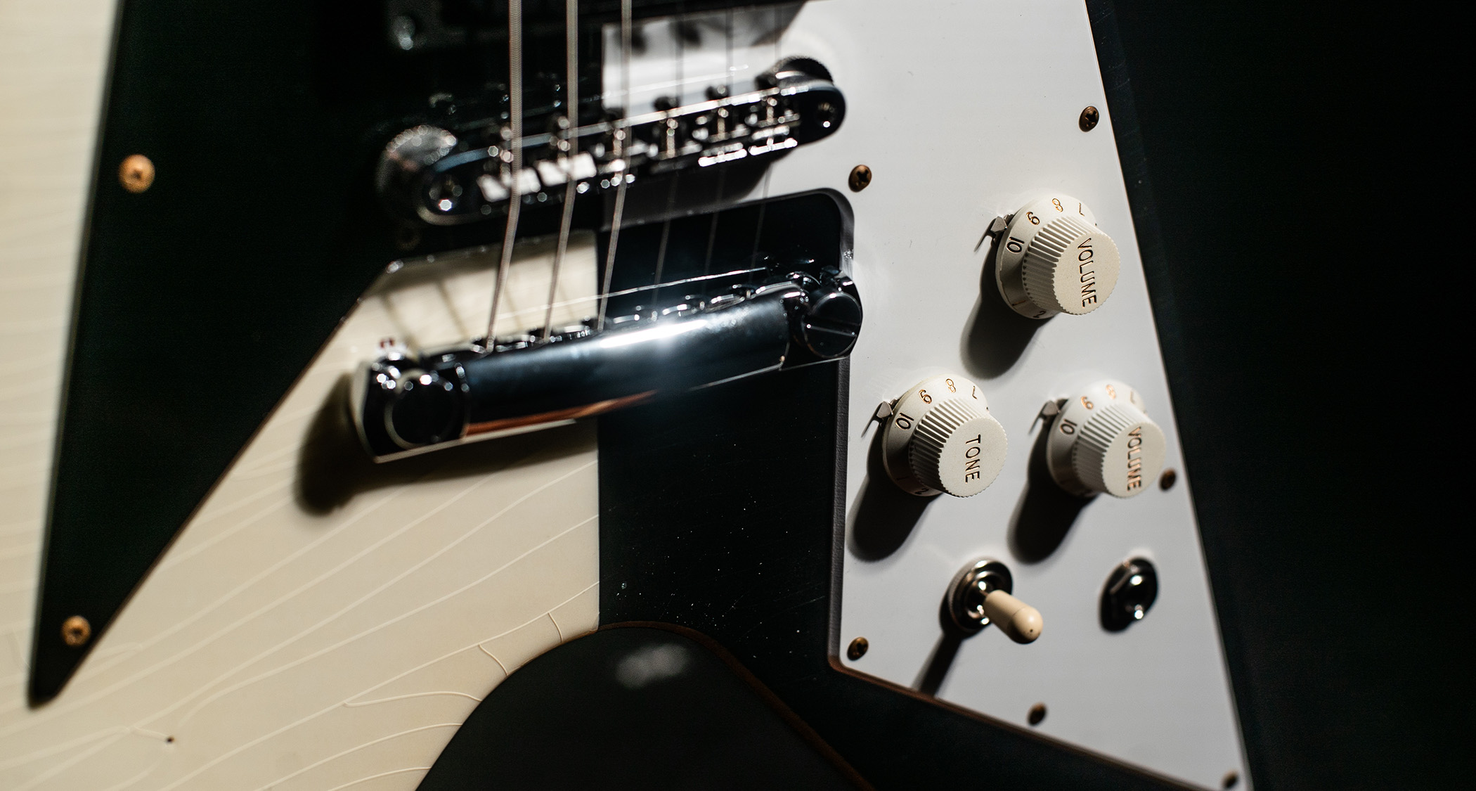 The Gibson Michael Schenker 1971 Flying V Collector's Edition is a forensic replica of the guitar made famous by the former UFO and Scorpions guitarist &ndash; a guitar that is now owned by Metallica's Kirk Hammett.