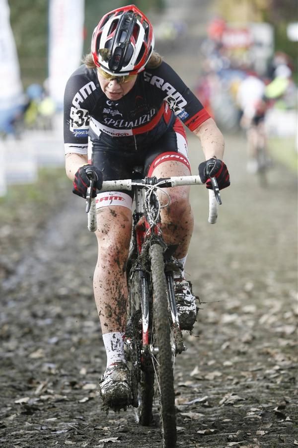 Bianca Van Den Hoek (Ned)