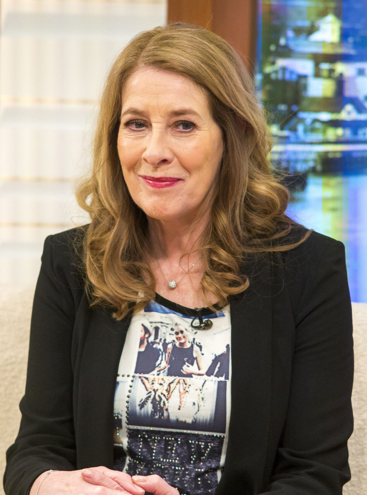 phyllis-logan