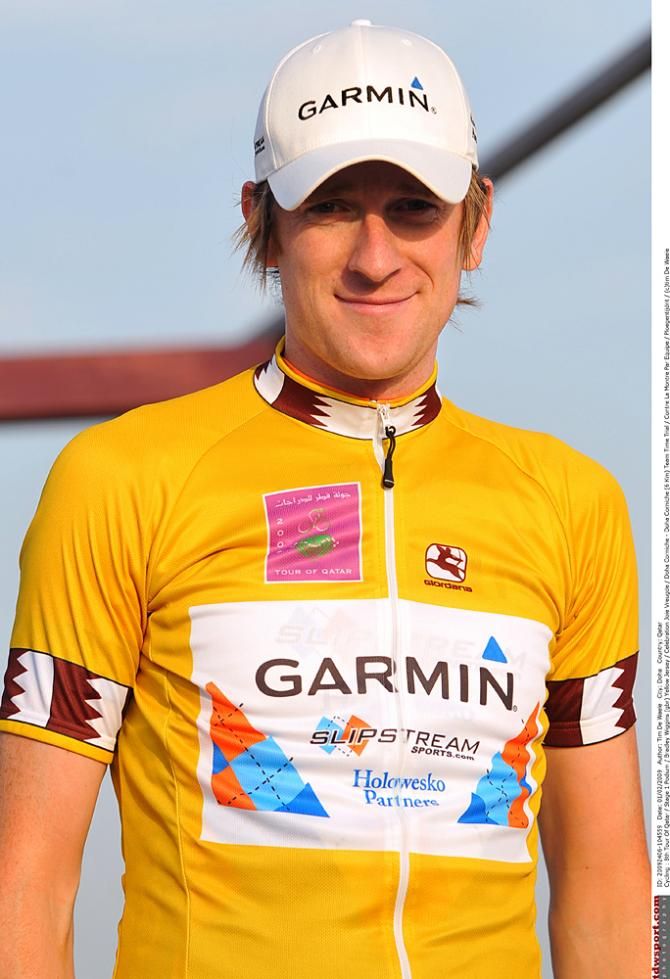 Bradley Wiggins in the leader's jersey in the 2009 Tour of Qatar