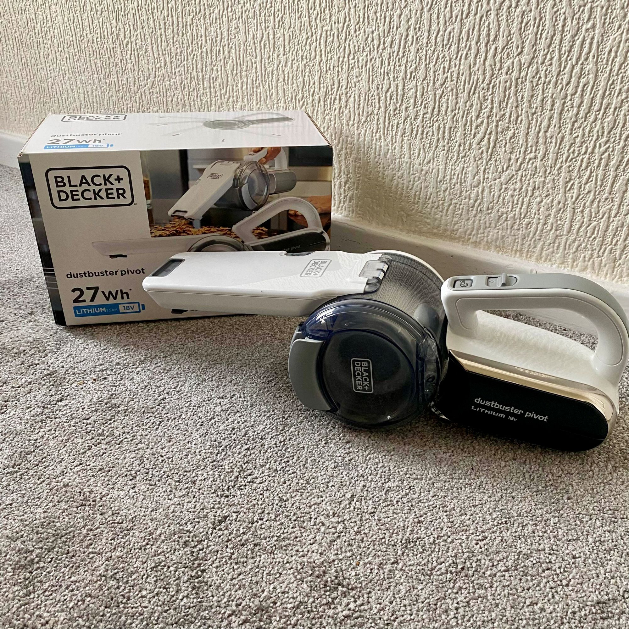 BLACK+DECKER Dustbuster Pivot Handheld Vacuum review