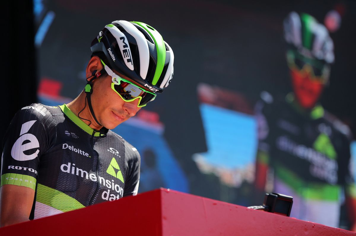 Lachlan Morton (Dimension Data) signs on