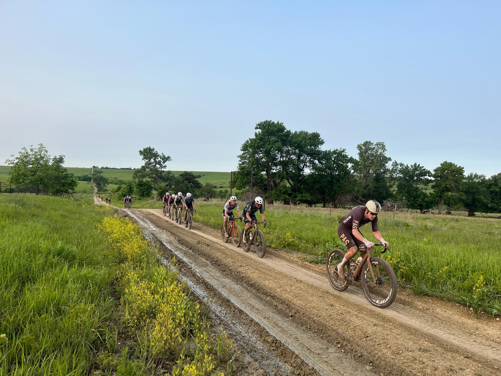 Photos on Divide Road from the men's elite race at Unbound 200 2025