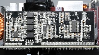 Antec Signature Titanium 1000W Supervisor IC