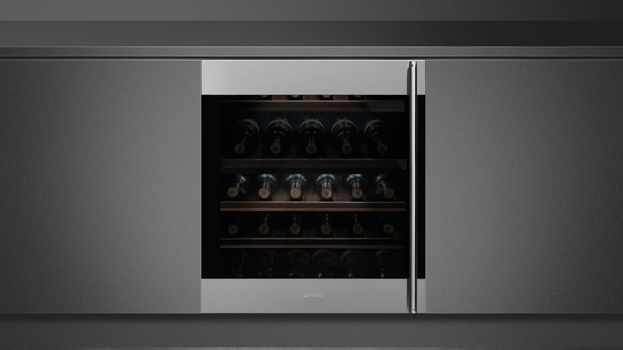 techradar.com - Carrie Marshall - Smeg's new wine-coolers will keep your bottles at the perfect temperature, and look great while doing so