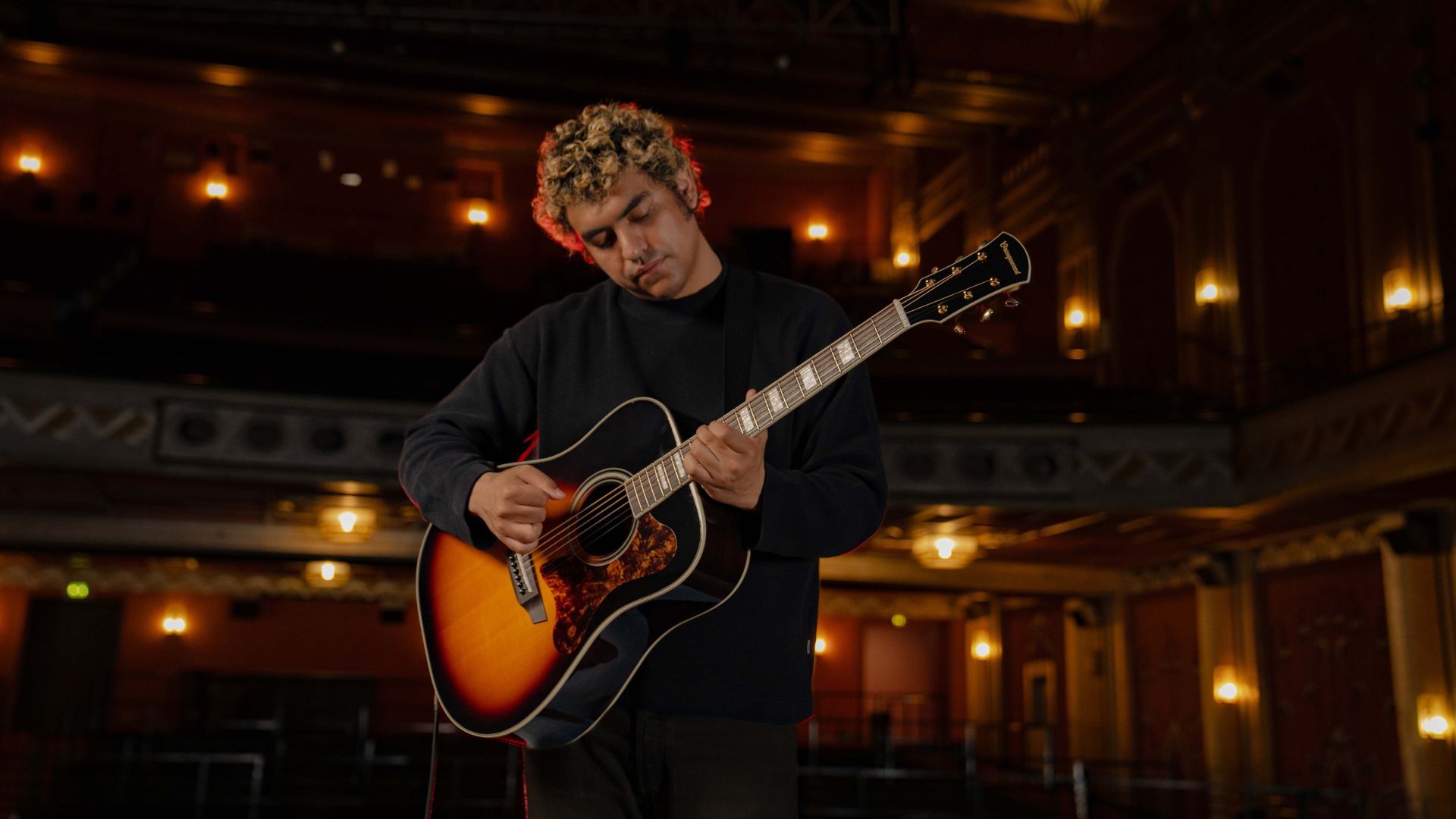 “A powerhouse dreadnought made for genredefying artists” Orangewood