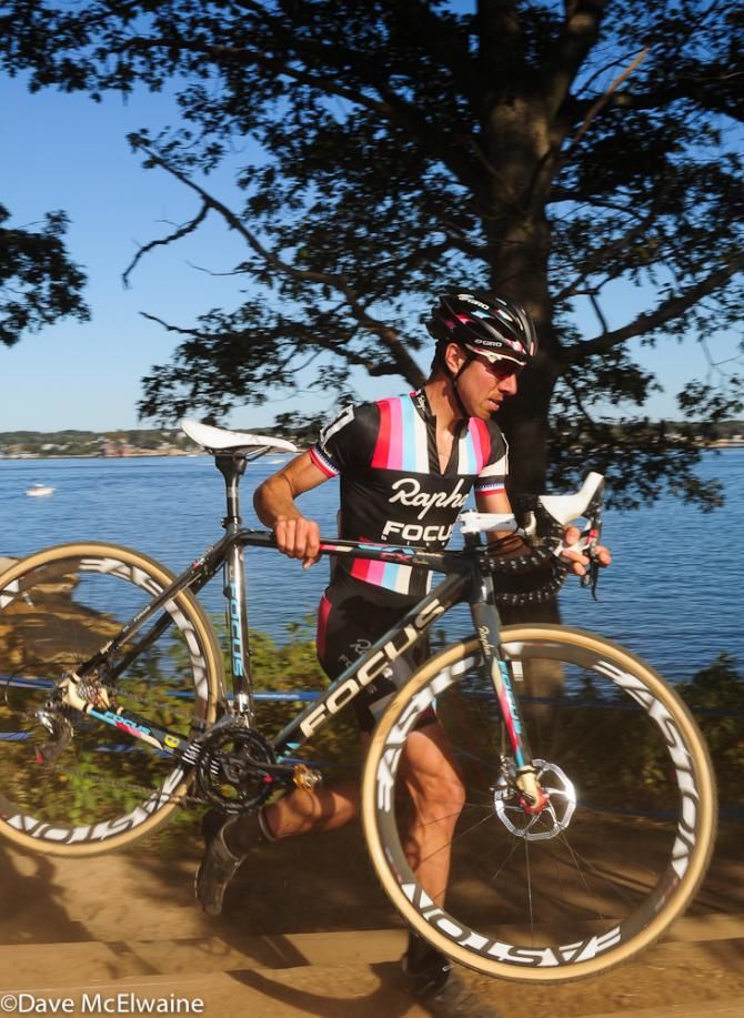 Jeremy Powers (Rapha Focus) trying to make up a fifteen-second deficit to the leaders