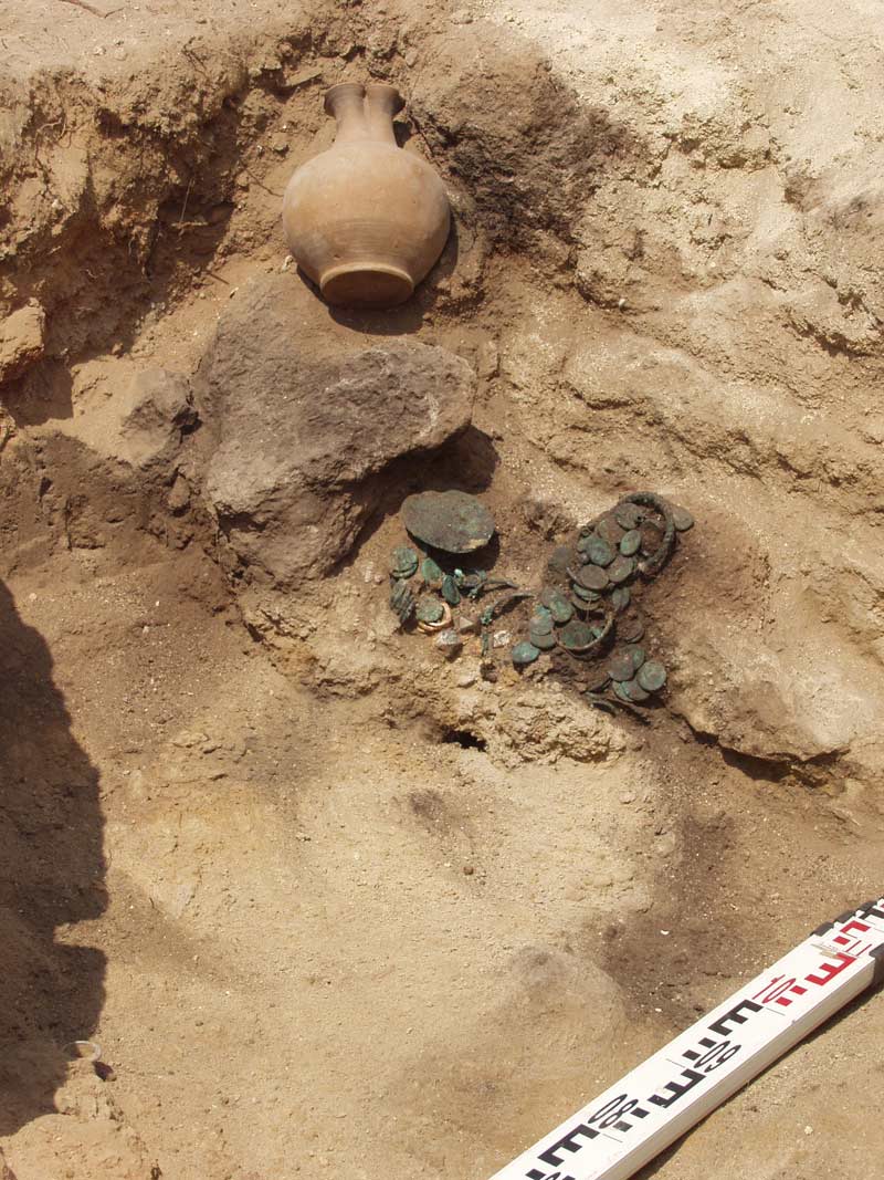 Image gallery: Ancient buried treasure eluded Romans | Live Science