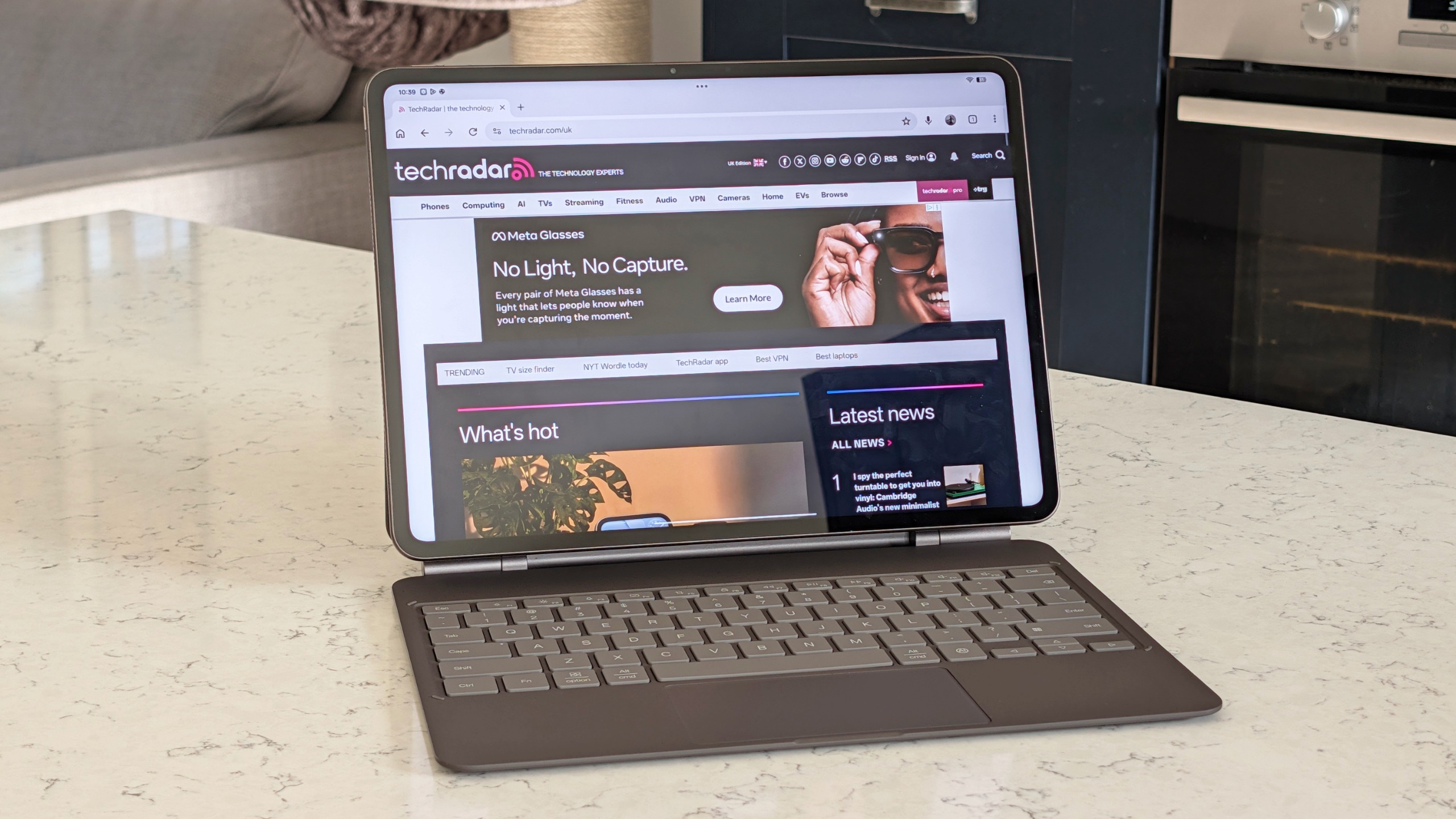 Oppo Pad 5 Pro attached to the Smart Keyboard Case