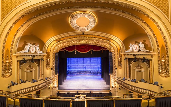 At the Royal Theatre and McPherson Playhouse, the Show Goes on with Lectrosonics Digital Wireless.