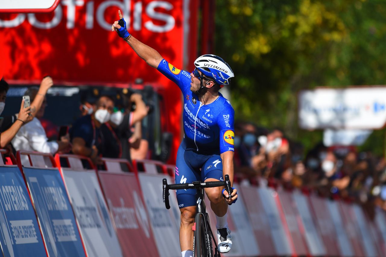 Vuelta Espana 2021 - 76th Edition - 13th stage Belmez - Villanueva de la Serena 203,7 km - 27/08/2021 - Florian Senechal (FRA - Deceuninck - Quick-Step) - photo Dario Belingheri/BettiniPhoto&Acirc;&copy;2021