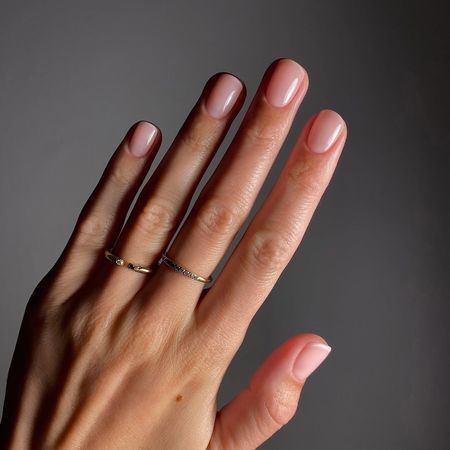 Best UV Lamps For Nails