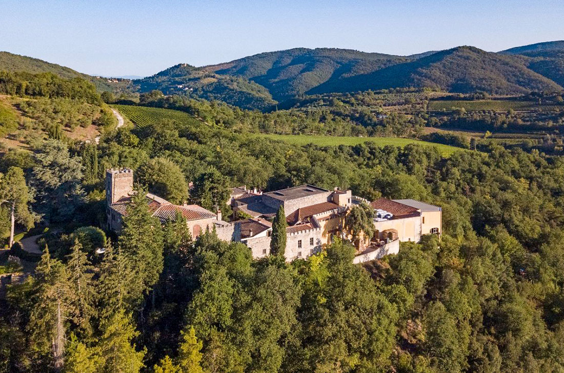 Agriturismo-Castello-di-Querceto in Tuscany