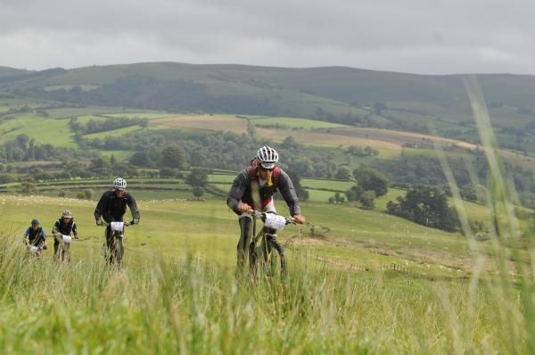 Peter and Stijn Tachelet (Bronto - Chaos) are followed closely by Fi Spotswood (Cyclist No 1), the current leader in the solo women's category.