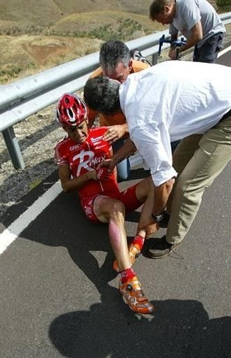 Jesus Hernandez (Relax) after his crash