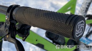 Gusset S2 handlebar grip