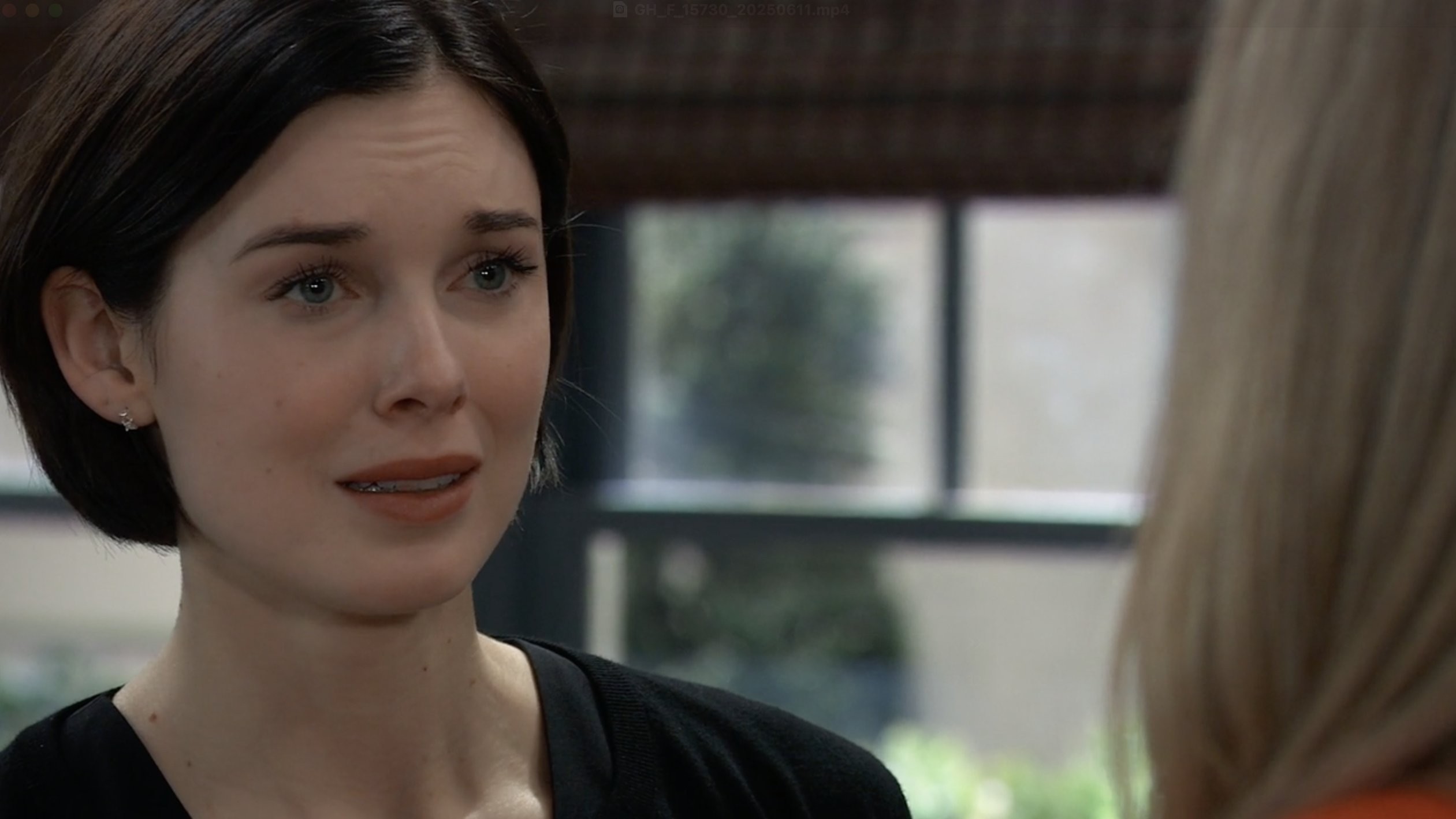 Katelyn MacMullen as Willow upset in General Hospital