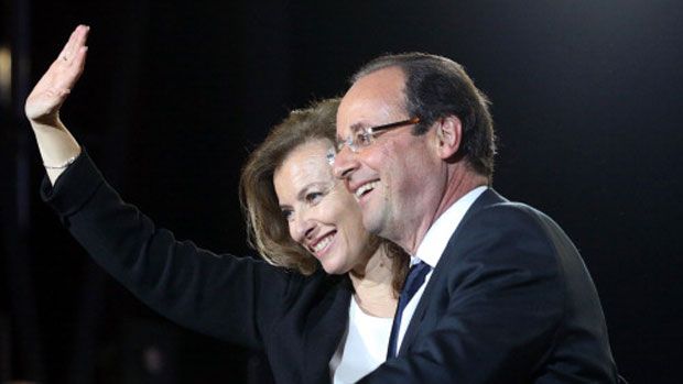 hollande-and-wife.jpg