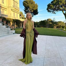 Nicole Richie wears a wedding guest dress