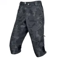 62% off Endura Hummvee II 3/4 short at Chain Reaction Cycles$99.99
