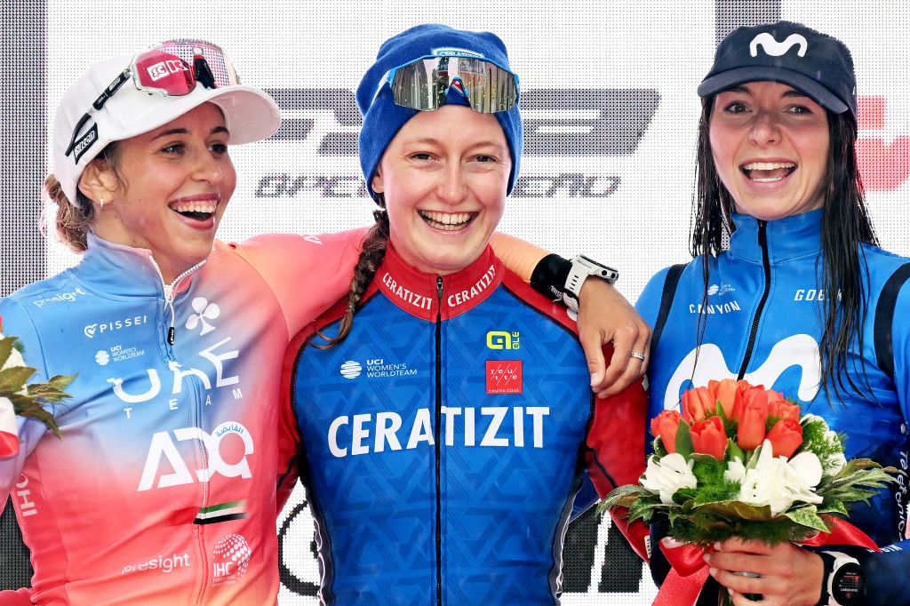 C&eacute;drine Kerbaol takes centre stage on the podium of the Tre Valli Varesine Women's race