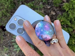 Popsockets Popgrip For Magsafe Lifestyle Hero
