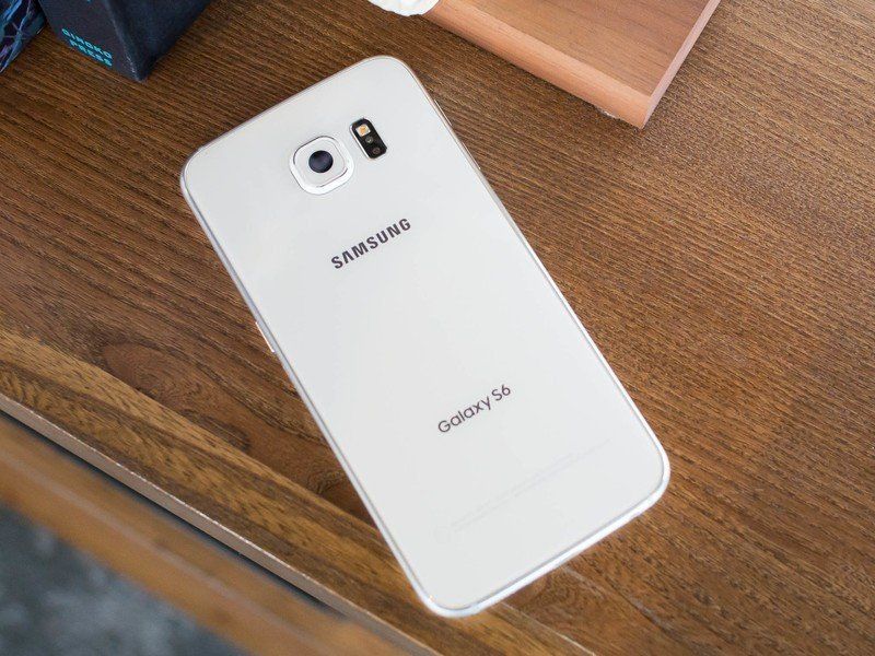 Samsung Galaxy S6 back