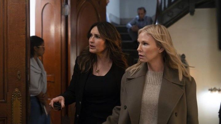 Mariska Hargitay as Captain Olivia Benson and Kelli Giddish as Amanda Rollins arriving to a church in Law &amp; Order: SVU season 25 episode 11