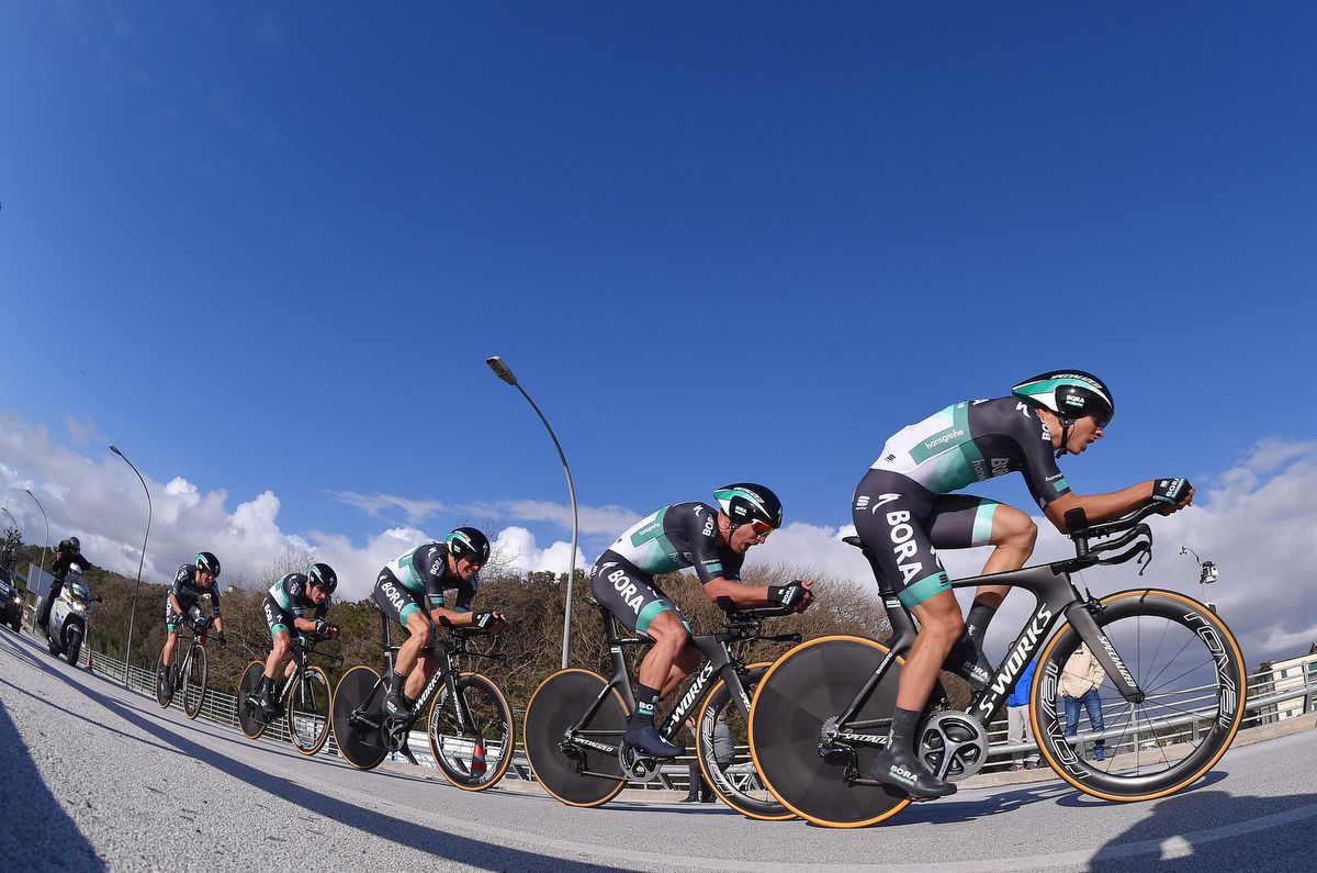 Bora-Hansgrohe start to lose numbers