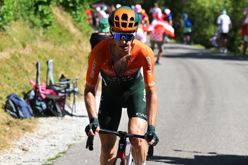 SUPERDEVOLUY LE DEVOLUY FRANCE JULY 17 Simon Yates of The United Kingdom and Team Jayco AlUla competes in the breakaway during the 111th Tour de France 2024 Stage 17 a 1778km stage from SaintPaulTroisChateaux to Superdevoluy 1500m UCIWT on July 17 2024 in Superdevoluy Le Devoluy France Photo by Tim de WaeleGetty Images