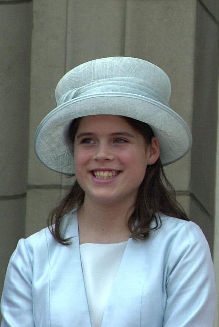 Clothing, White, Hat, Sun hat, Fashion accessory, Headgear, Fashion, Beige, Cap, Smile,